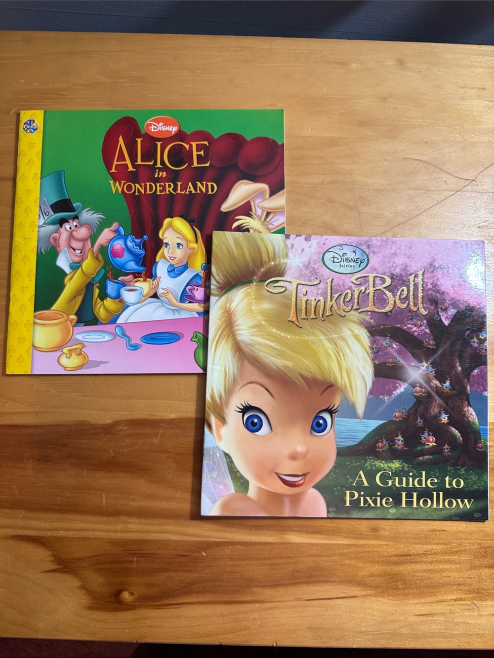 📚2/$6  2-Book Bundle Disney Books